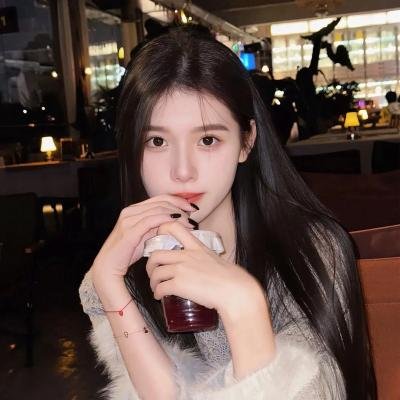 掐指一算，秦先生应是暗恋我